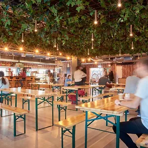 Хостел Urban Camper & Bar